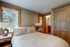 4 Schlafzimmer, Bügeleisen/Bügelbrett, WLAN, Bettwäsche