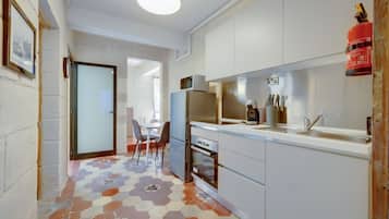 Appartamento (2 Bedrooms) | Cucina privata | Microonde, forno, piano cottura, tostapane