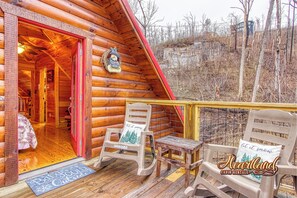 Terrace/patio - Christmas Bear Cabin is one of a few Authentic Log Cabins on Wiley Oakley/Ski Mountain. (Gatlinburg)
