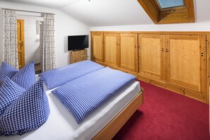 2 Schlafzimmer, Internetzugang, Bettwäsche