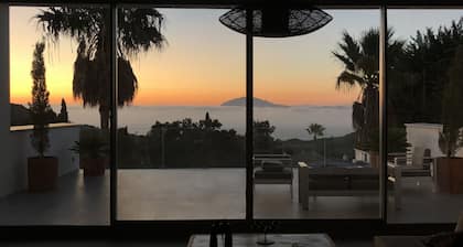 Apartment with infinity pool in the heart of the Strait of Gibraltar Natural Park