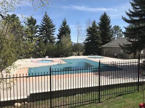 Piscine extérieure