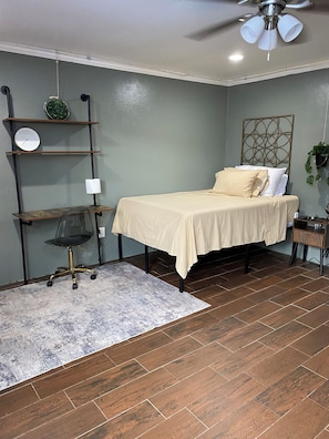 1 chambre, bureau, Wi-Fi gratuit, draps fournis