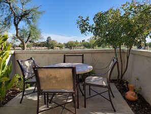 Outdoor dining - Golf Course and Mountain Views from Patio, Pet Friendly, Family Friendly Plus Tennis (Scottsdale)