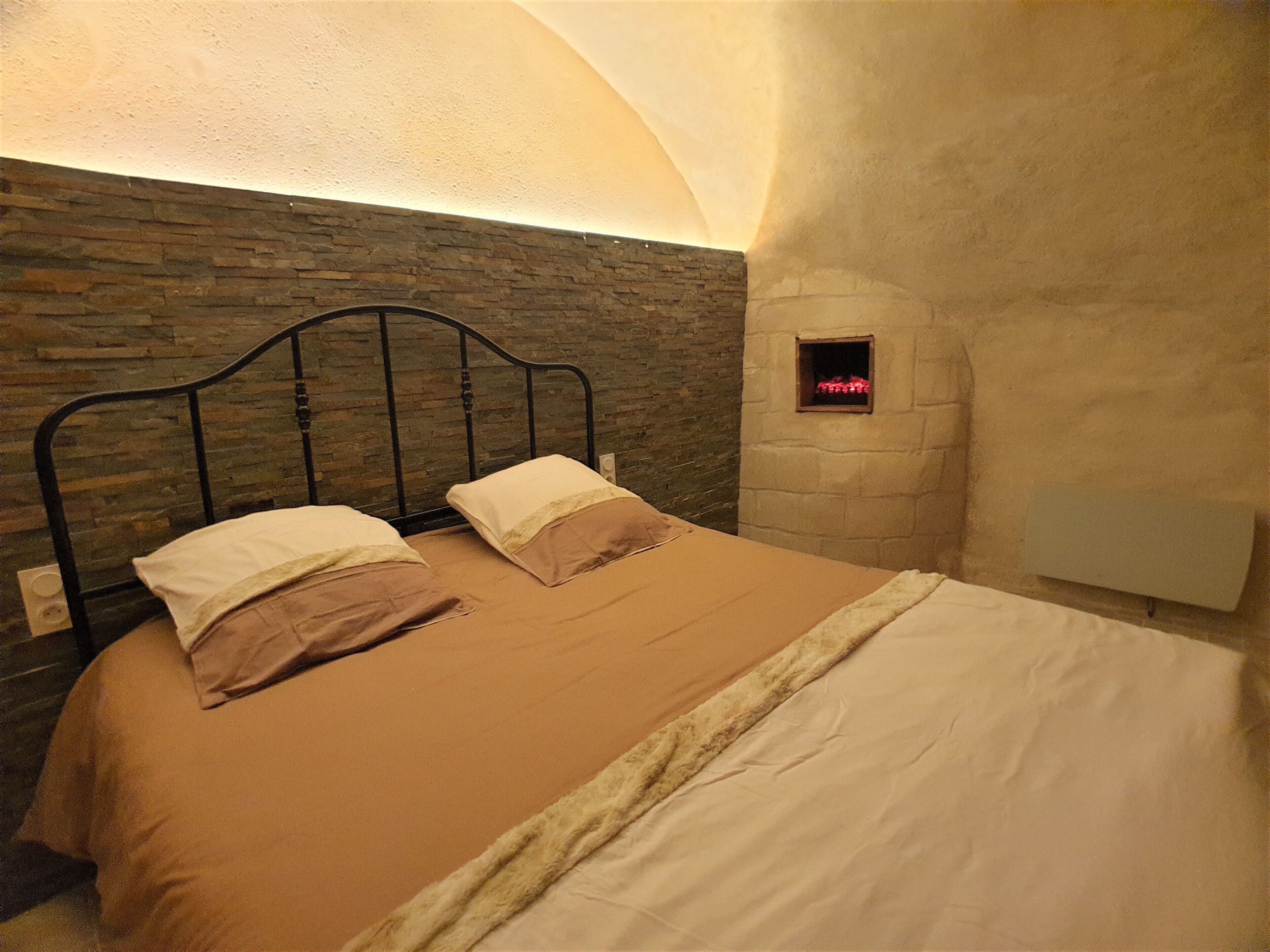 Wi-Fi gratuit, draps fournis