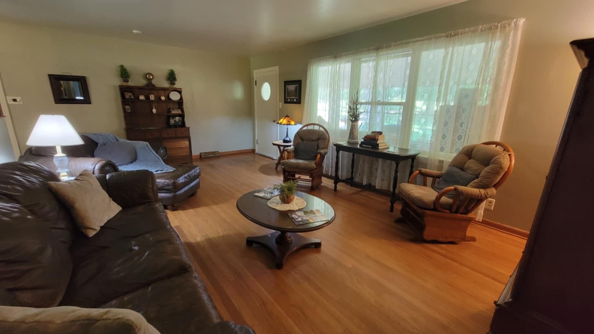 Smart TV, fireplace, foosball, table tennis