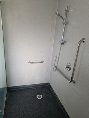 Shower, hair dryer, towels, toilet paper - **Argyll Retreat **  (Opunake)