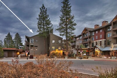 BEST VILLAGE LOCATION! Northstar Village 1br Loft Condo-steps To Everything.