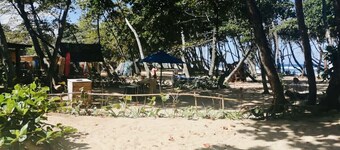 beach vibes only☼wifi, pool, free parking, bbq, quiet area