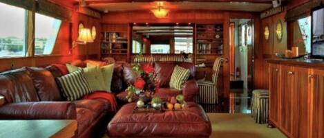 TV, video library, stereo