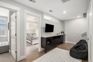 2 soveværelser, strygejern/strygebræt, weekendseng, gratis Wi-Fi