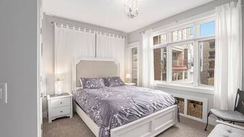 2 bedrooms, iron/ironing board, travel crib, free WiFi