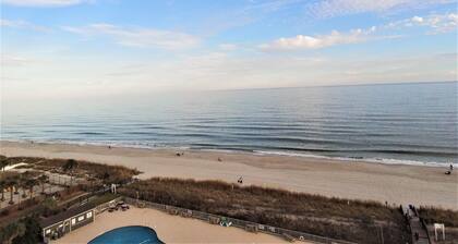 BEACH PARADISE-IDEAL GETAWAY-FAMILY FRIENDLY AMENITIES-LIFE'S BETTER BY THE SEA