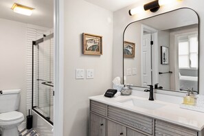 Eco-friendly toiletries, hair dryer, towels, soap - The "Hoot Haus" is Quintessential Colorado! (Mountain Village)