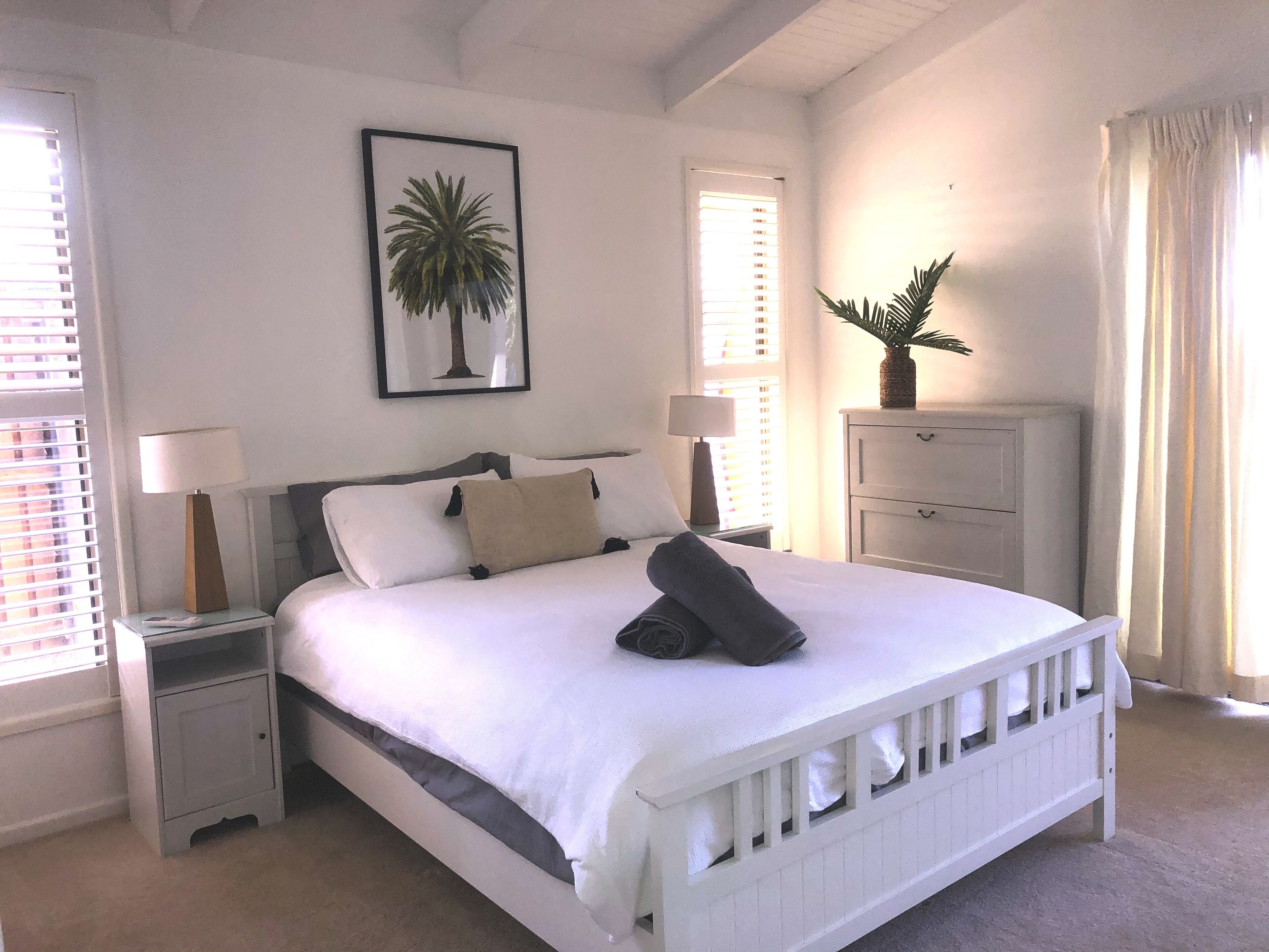 Ocean Front Tropical Hideaway! — image 7