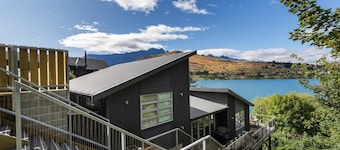 InnThePink-Brand new Apartment on Lake Edge