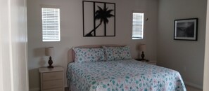 3 chambres, fer et planche à repasser, Wi-Fi, literie fournie