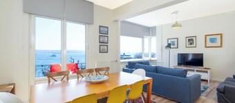 Cozy Waterfront Apt. with a Stunning View