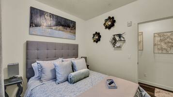 3 slaapkamers, bedden met traagschuimmatras, een strijkplank/strijkijzer