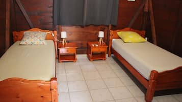 2 bedrooms, desk, iron/ironing board, travel crib
