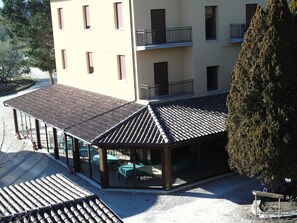 Esterni
