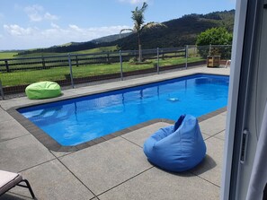 Outdoor pool - Tranquil & private house, outdoor pool, rural setting close to beaches & hikes (Whangarei)