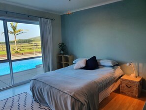 5 bedrooms, iron/ironing board, free WiFi, bed sheets