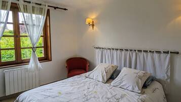 3 dormitorios, wifi gratis, ropa de cama