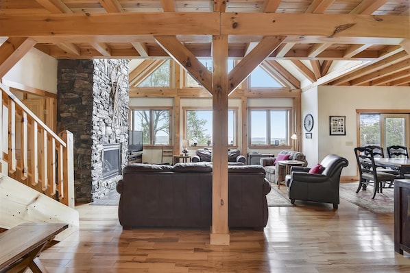 Smart TV, fireplace, DVD player