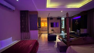 Luxury Quadruple Room, Private Pool