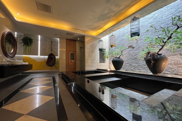 Premium Quadruple Room (KTV) | Bathroom | Separate tub and shower, jetted tub, rainfall showerhead, hair dryer