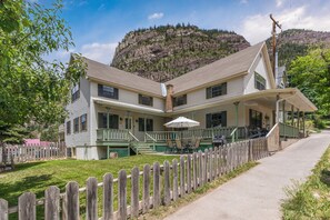 Exterior - Spacious Historic Home - Sleeps 12 - Pet Friendly-upstairs AC! (Ouray)
