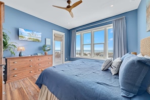 5 bedrooms, free WiFi, bed sheets