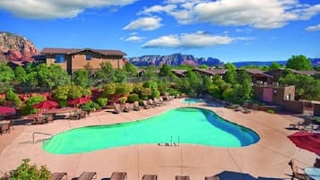 Piscine extérieure, piscine chauffée