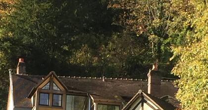 Maison dâartiste impressionniste sur le GR2