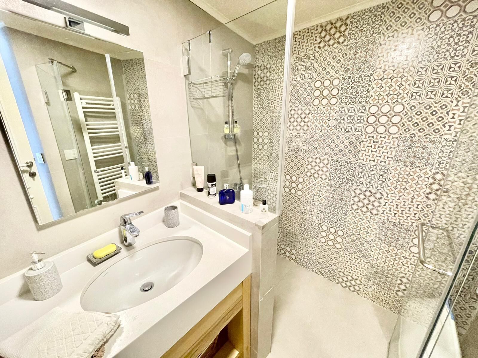 Classic Room | Bathroom | Shower