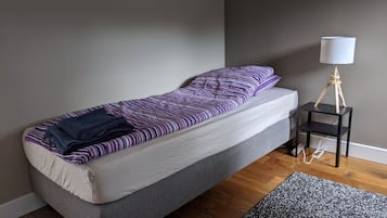 2 bedrooms, soundproofing, iron/ironing board, WiFi