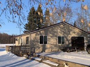 Exterior - Snowmobilers, Hunters, and Adventurers…Welcome! (Florence)