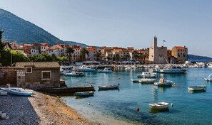 Marina - Apartments Bepi- Apartment Nera (Komiža)
