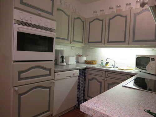 Three-room apartment with 2 bathrooms for up to 8 people.