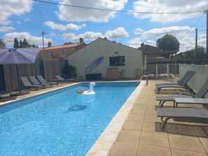 Piscina a l'aire lliure