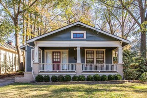 Exterior - Artfully designed bungalow (Decatur)