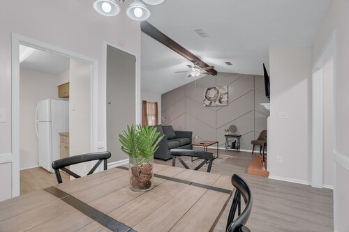 Tucked-Away Townhouse