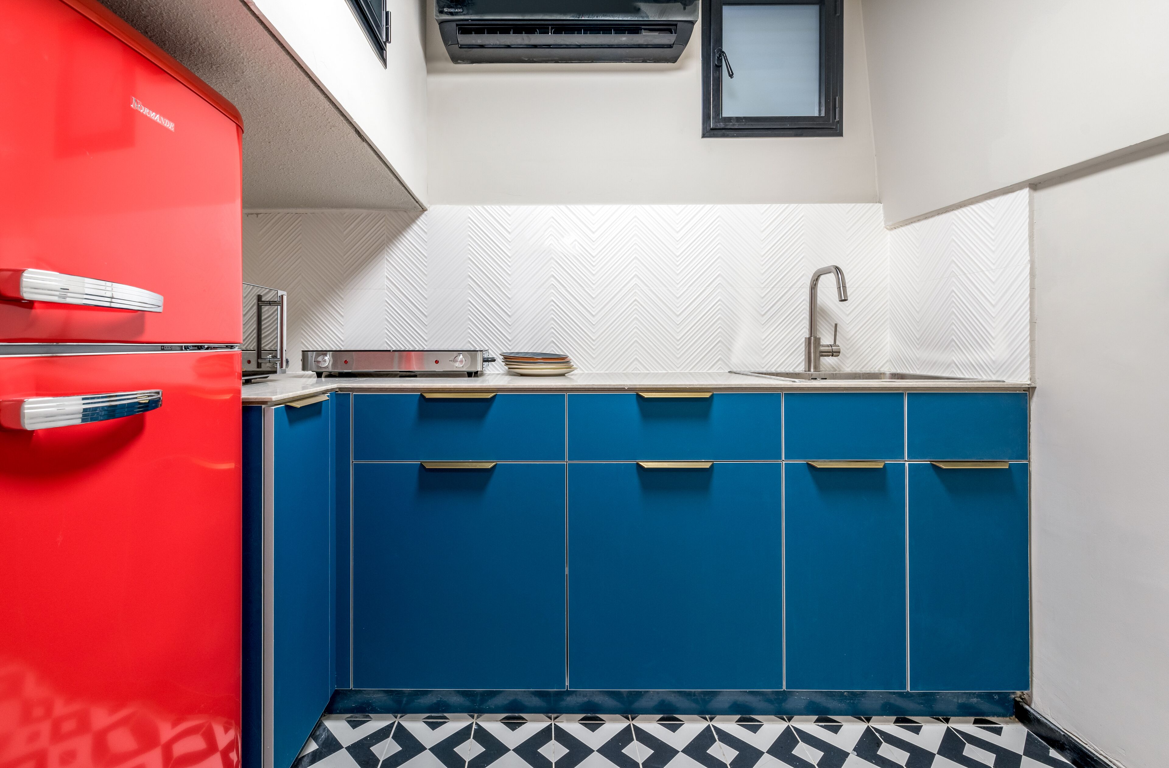 mini-fridge, microwave, electric kettle