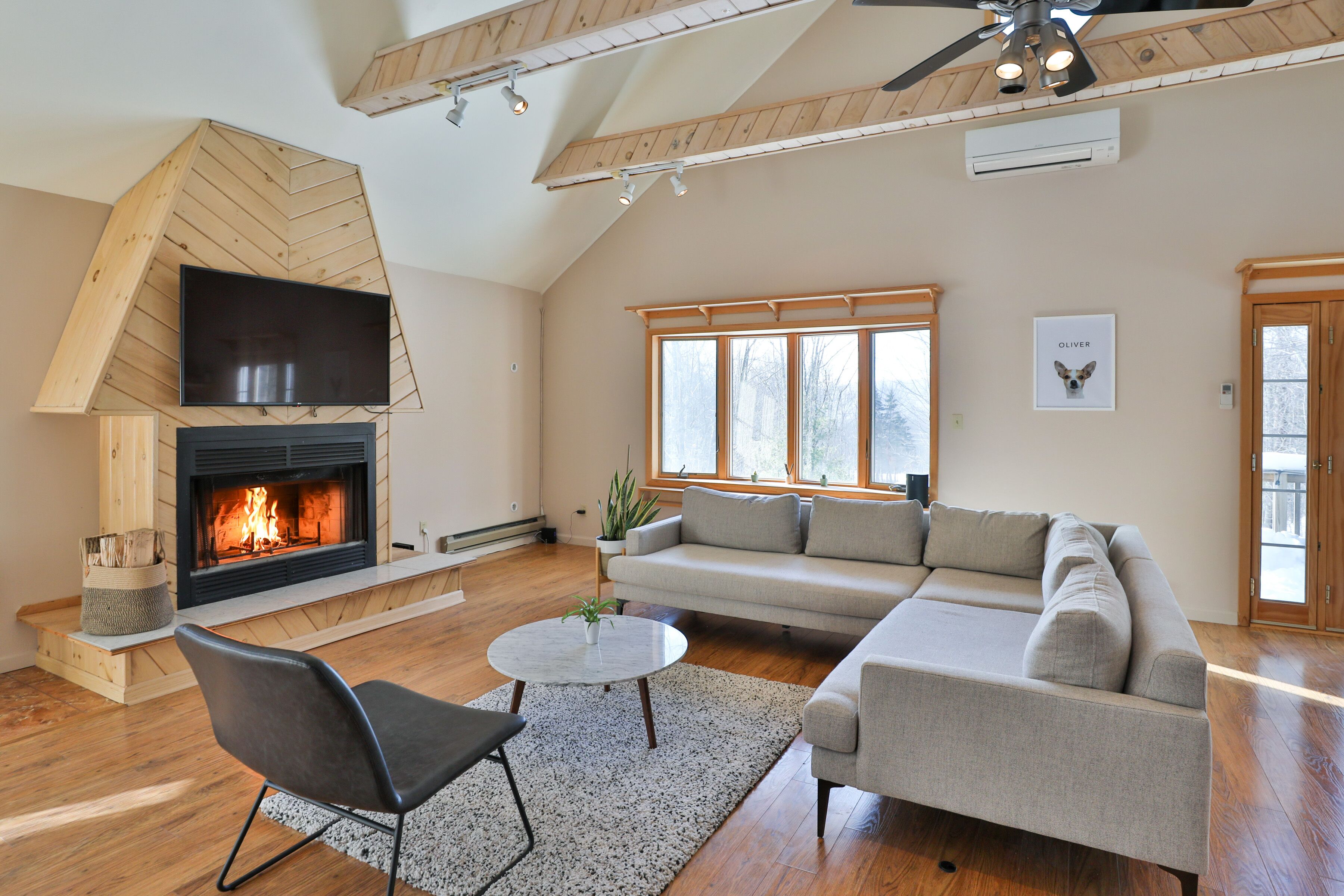 Cozy Modern Catskills Getaway!