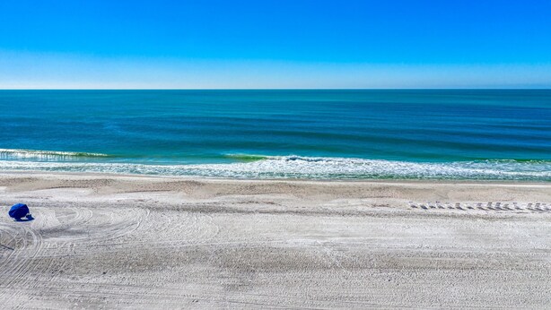 Unclassified image, 1 of 38, button - Not your Grandmothers Beach House (Sarasota)