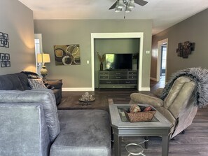 Smart TV, music library, printers