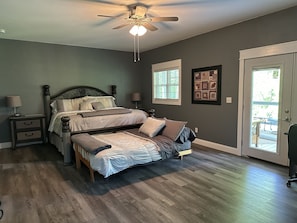 3 chambres, bureau, fer et planche à repasser, Wi-Fi gratuit