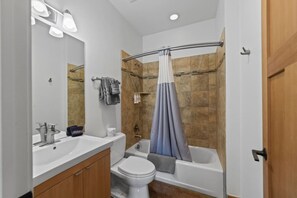 Hårtørrer, håndklæder