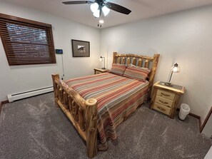 2 bedrooms, iron/ironing board, free WiFi, bed sheets - Frisco Condo-Walk to Main St. - Trail Heads-FREE bus to Copper/Breck on Main St. (Frisco)